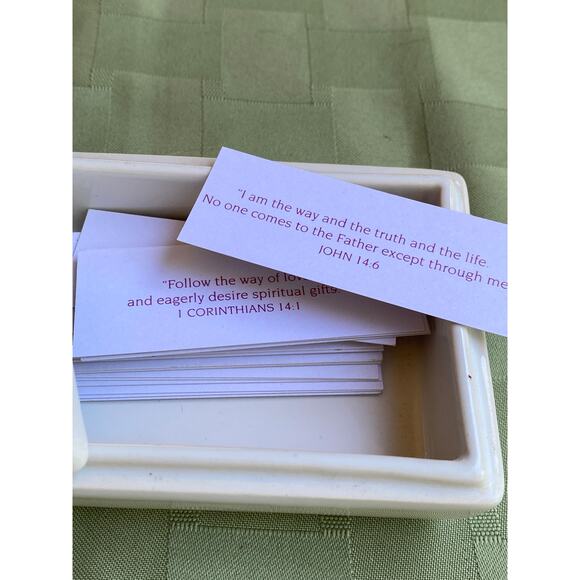 DaySpring Ceramic Angel Trinket box with Lid and Scripture Verse Cards T9675 - Picture 7 of 12